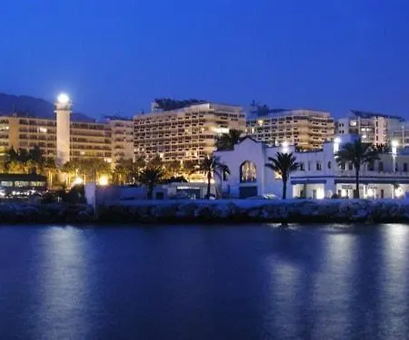 Center, Seafront Promenade Апартаменти